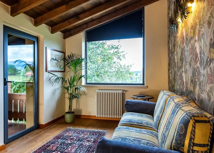 Πανσιόν Corte Bioti