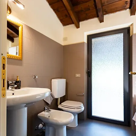 Corte Bioti Guest house *