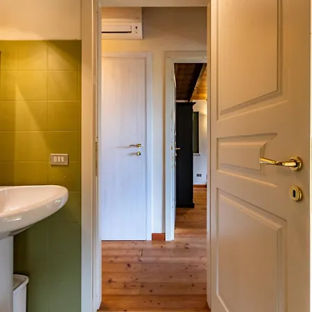 Guest house Corte Bioti 3*