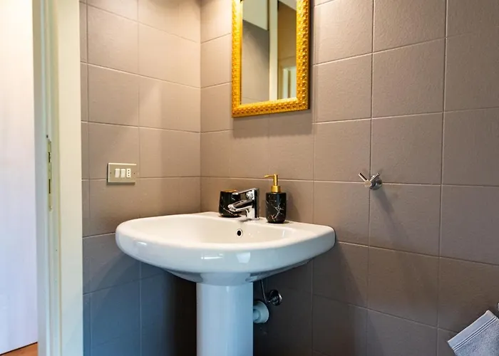 Corte Bioti Pensión Pescantina